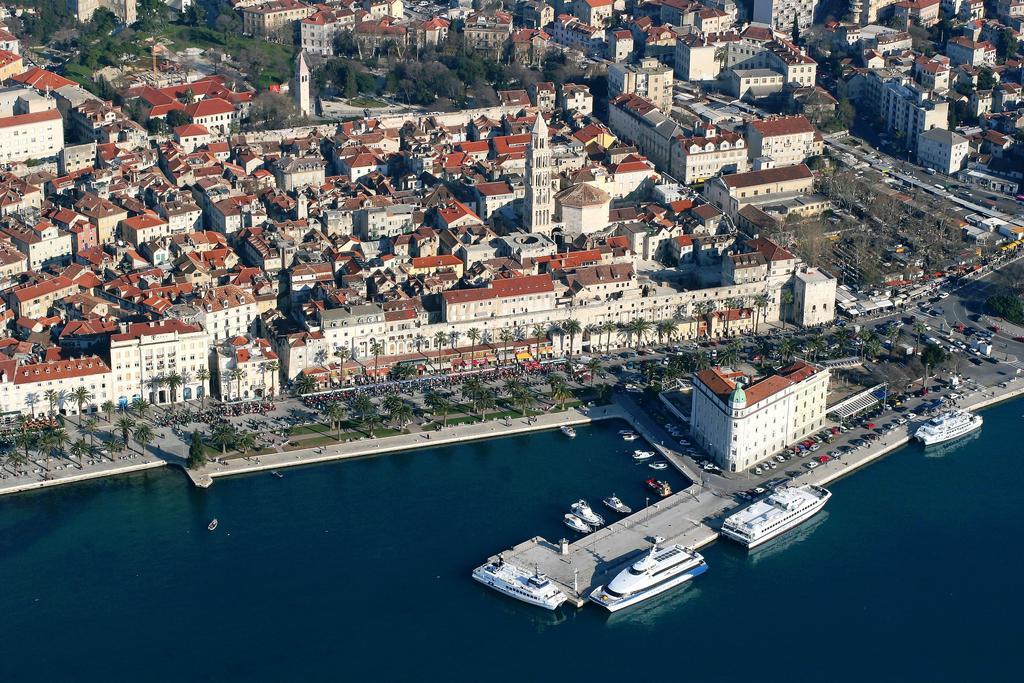 The Palace Collection In Split Centre 外观 照片